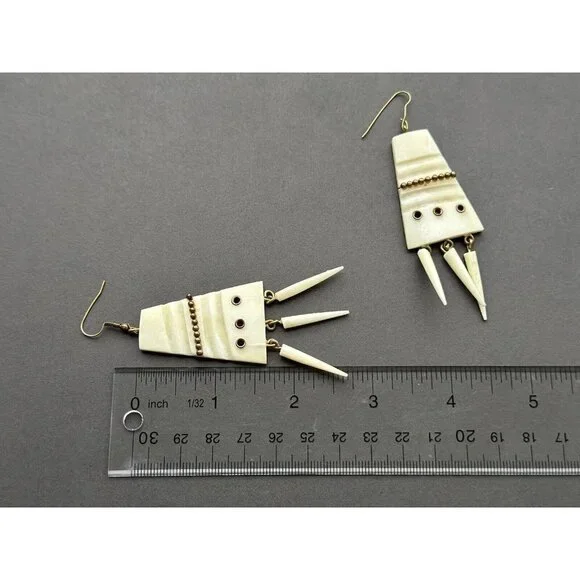 African Ethnic Plastic Dangle Drop Earrings - Picture 3 of 3